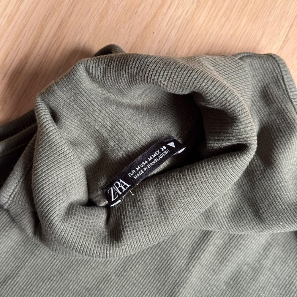 Zara Dress Turtleneck Sleeveless Green Size M - Picture 2 of 3